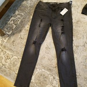 Black skinny jeans